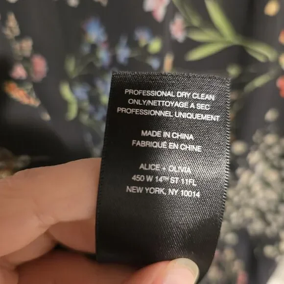 Alice + Olivia Floral Garden Top Size XS Butterfly Spring Blouse Peasant Designe - Picture 11 of 11